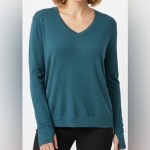 NWT Athleta Sunrise V-Neck Lightweight Nirvana Sweatshirt Teal Women’s XS